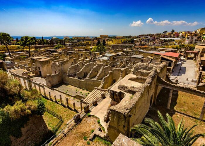 Private Day Tour to Herculaneum and Vesuvius From Rome