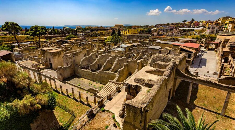 Private Day Tour to Herculaneum and Vesuvius From Rome